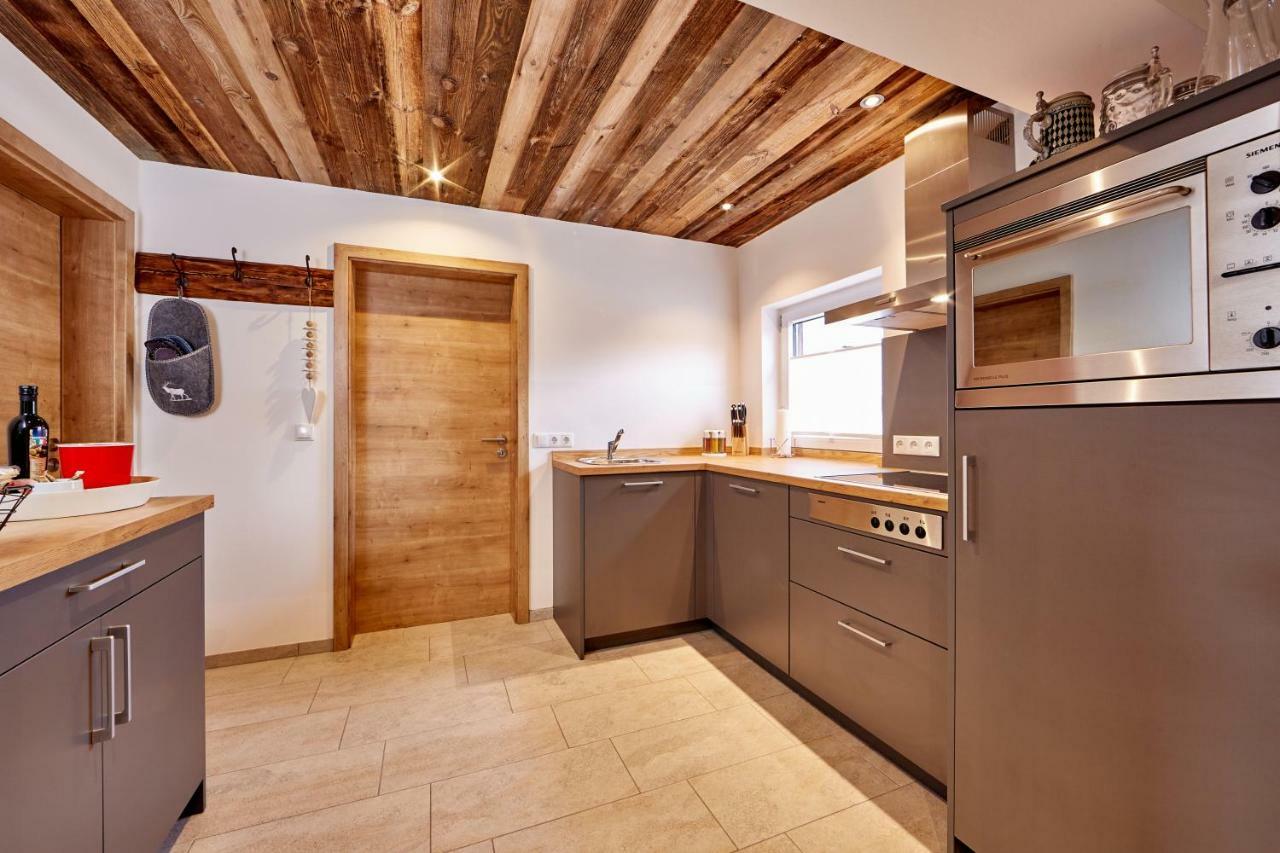 Ferienwohnung zum Servus Garmisch-Partenkirchen Exterior foto